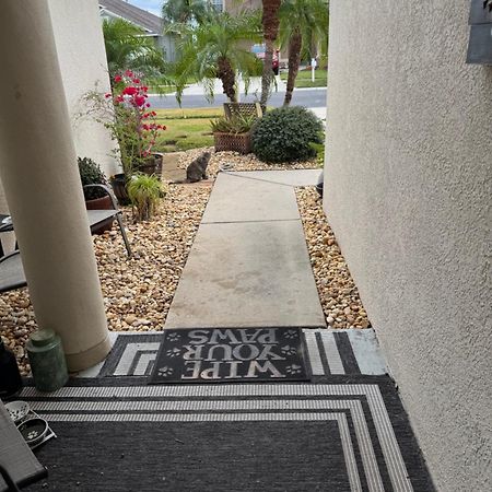 Ruskin Fl Private 2 Bdrm 1 Bath Suite Common Areas Shared With Host And Cat Kültér fotó