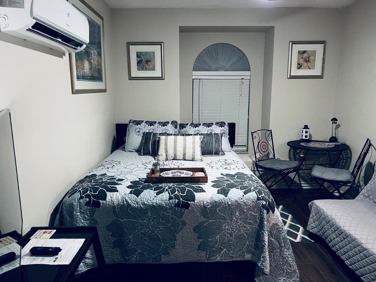 Ruskin Fl Private 2 Bdrm 1 Bath Suite Common Areas Shared With Host And Cat Kültér fotó